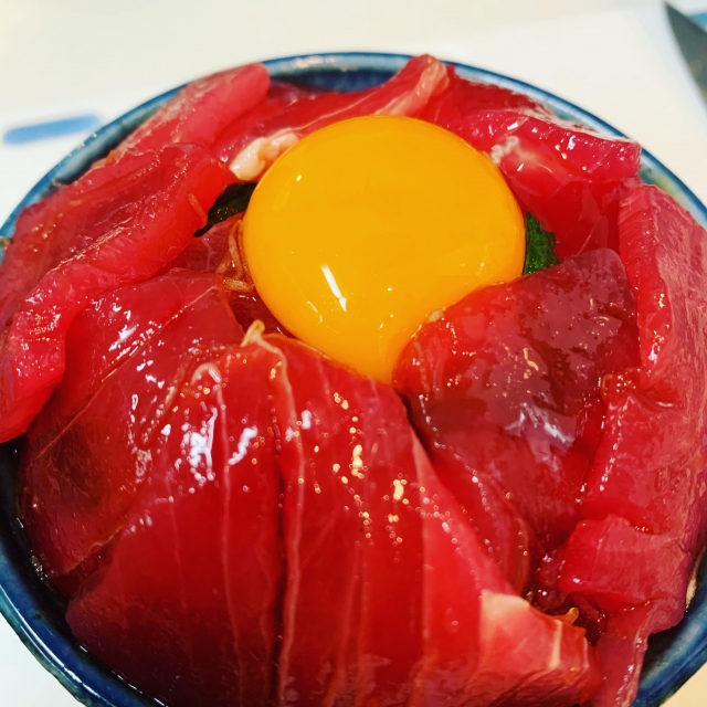 マグロ赤身ニンニクしょう油漬け